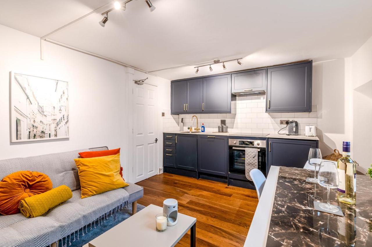 Modern One Bedroom Apartments In 브라이턴 외부 사진