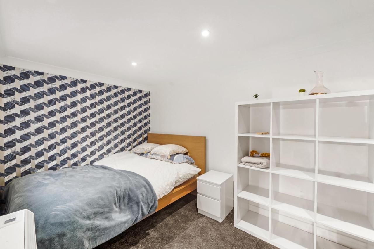 Modern One Bedroom Apartments In 브라이턴 외부 사진