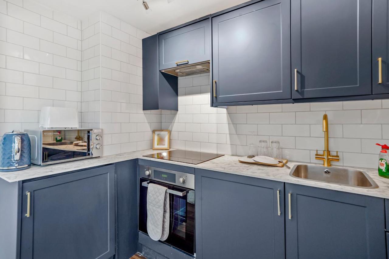 Modern One Bedroom Apartments In 브라이턴 외부 사진