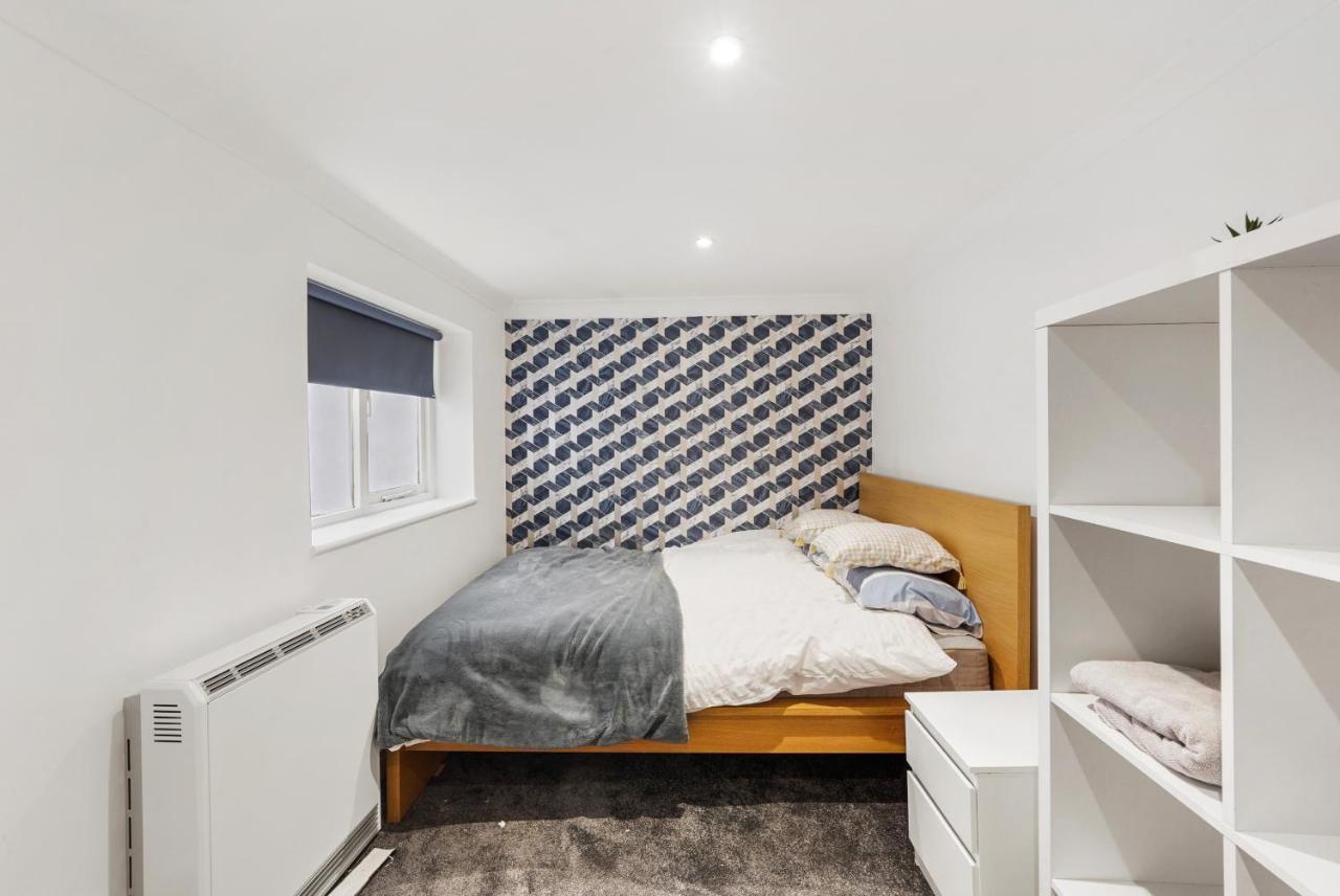 Modern One Bedroom Apartments In 브라이턴 외부 사진
