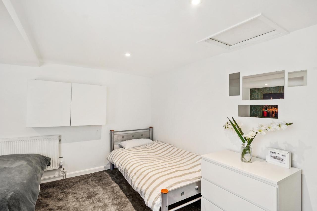 Modern One Bedroom Apartments In 브라이턴 외부 사진