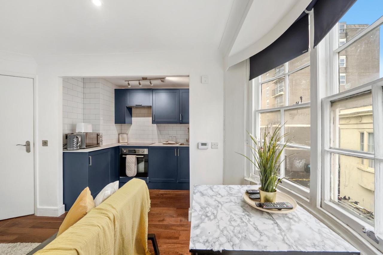 Modern One Bedroom Apartments In 브라이턴 외부 사진